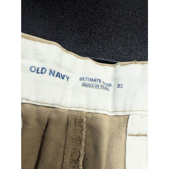 Old Navy Ultimate Slim Built-In Flex Chino Shorts Men's 32 - Picture 3 of 5